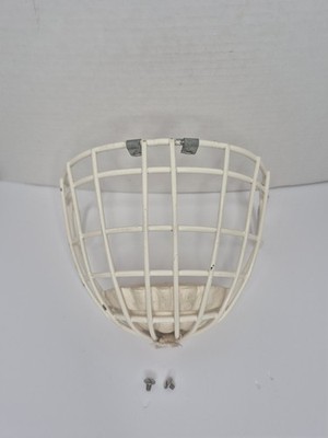 VINTAGE 1980S HOCKEY GOALIE CAGE MASK CSA MODEL 404 W/ SR CHIN CUP 