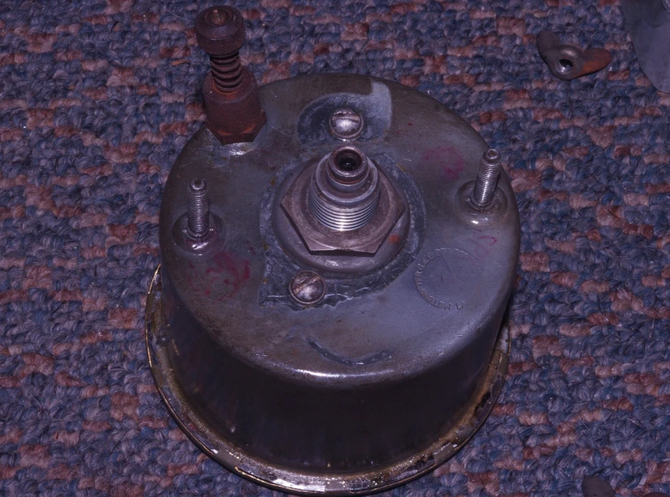 1945 年 Willys MB5 吉普电机速度计 Speedo 二战后期油漆罐盖边框 — 第 4/4 张图片