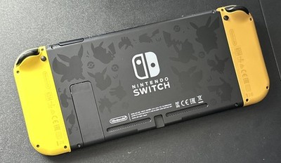 Pokemon Let's Go Pikachu Eevee Limited Edition Nintendo Switch Console System