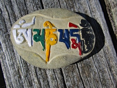 Hand Paint & Carved Mani Stone Om Mani Mantra Tibetan Buddhist Script