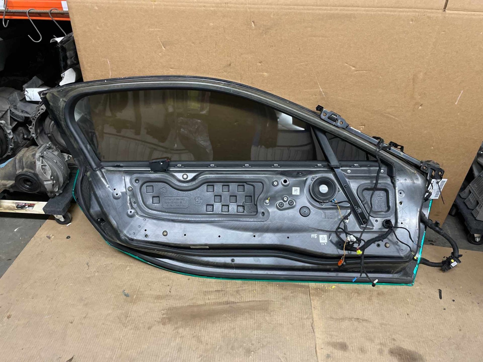 BMW i8 2014-2019 Front Left Door shell Gray