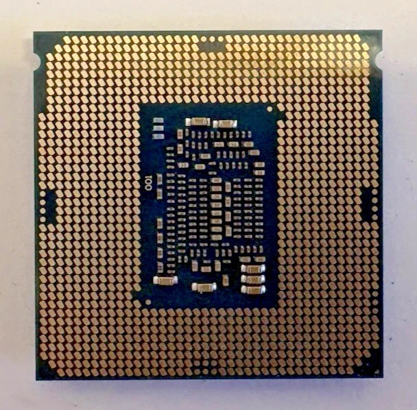 Intel Xeon E3-1240 v6 @ 3.70GHz Quad-Core LGA 1155 Desktop / Server CPU SR327-01 - Image 2 of 2