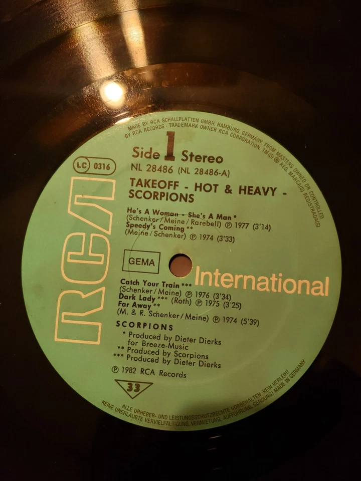 SCORPIONS Takeoff Hot & Heavy LP Vinyl Germany RCA International Generic Sleeve Foto 2 de 4
