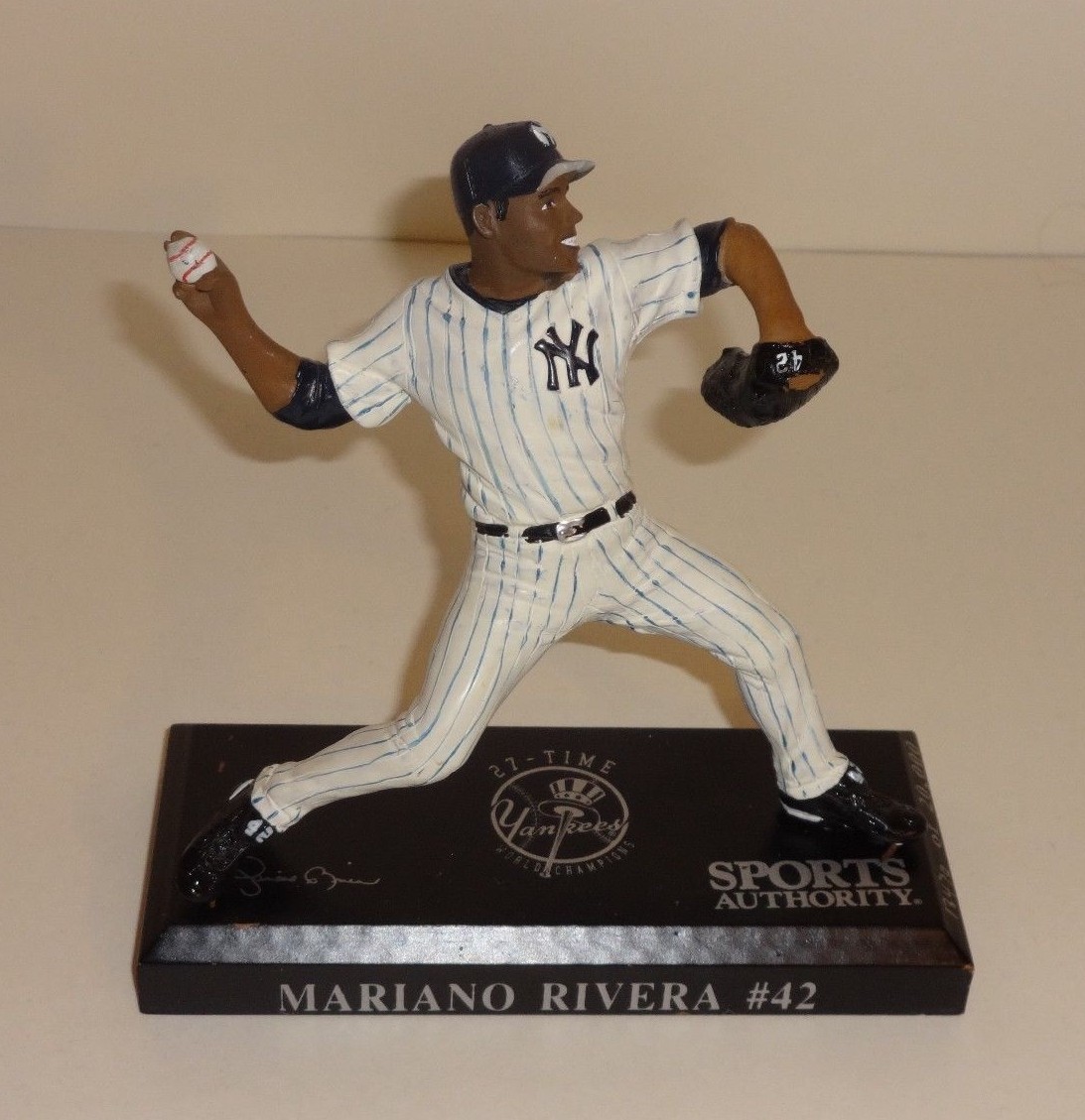 記念グッズ THE HIGHLAND MINT Mariano Rivera 記念グッズ THE HIGHLAND MINT Mariano Rivera New York Yankees