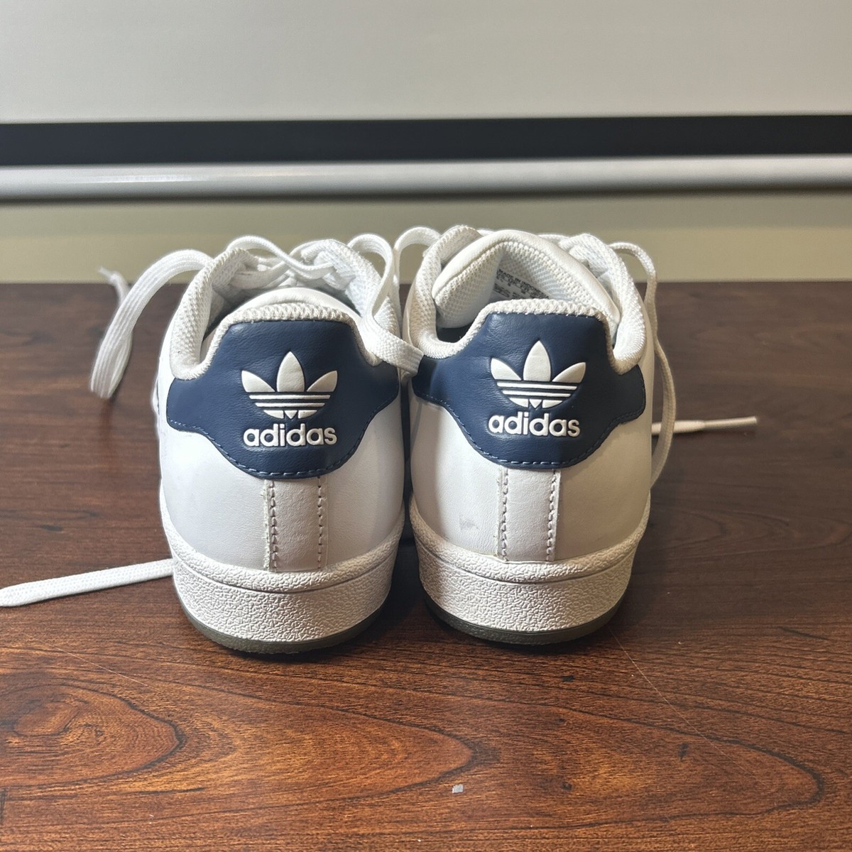 White/Blue Adidas Superstar PCI 789002 Mens Sneaker Shoe Mens 5 1/2 EUC White/Blue Adidas Superstar PCI 789002 Mens Sneaker Shoe Mens 5 1/2 EUC