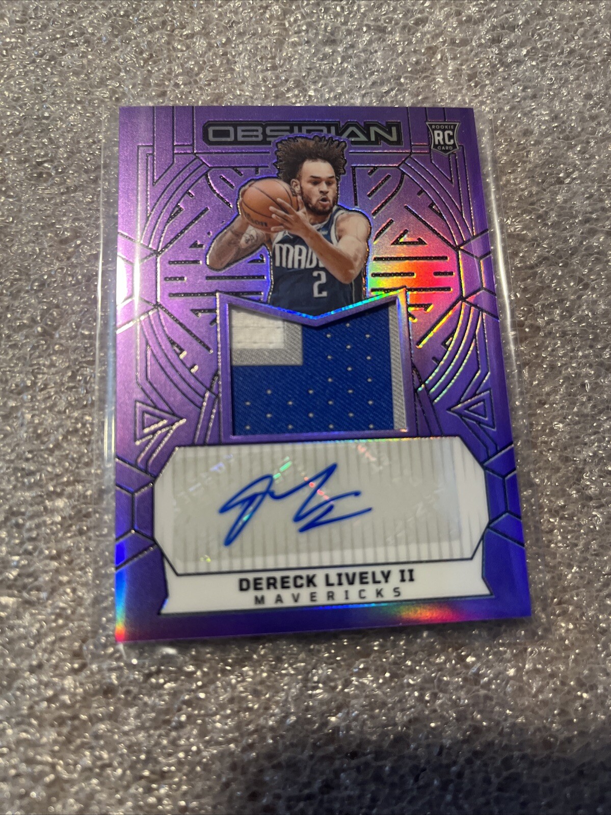 2023-24 Panini Obsidian - Electric Etch Purple Flood #120 Dereck Lively /49 (RC)