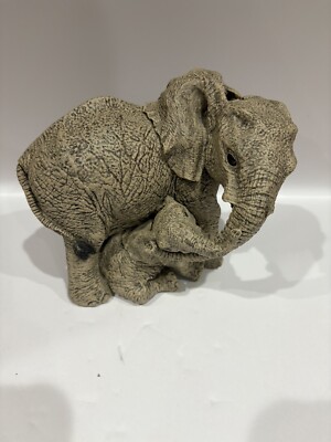 Elephant And Baby Martha Carey The Herd - Rise And Shine #3116 missing tusk 1992