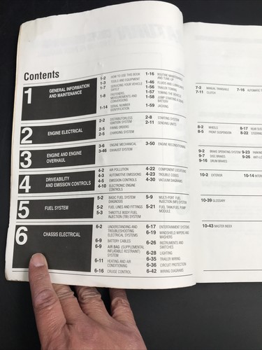 Chilton's Saturn Coupes Sedans Wagons 1991-98 Repair Manual 8419 62300 Wiring - Picture 6 of 8