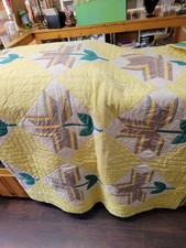Vtg Tulip Hand Quilted Queen Size Farm House Stripe, Yellow, White, Green 1970s