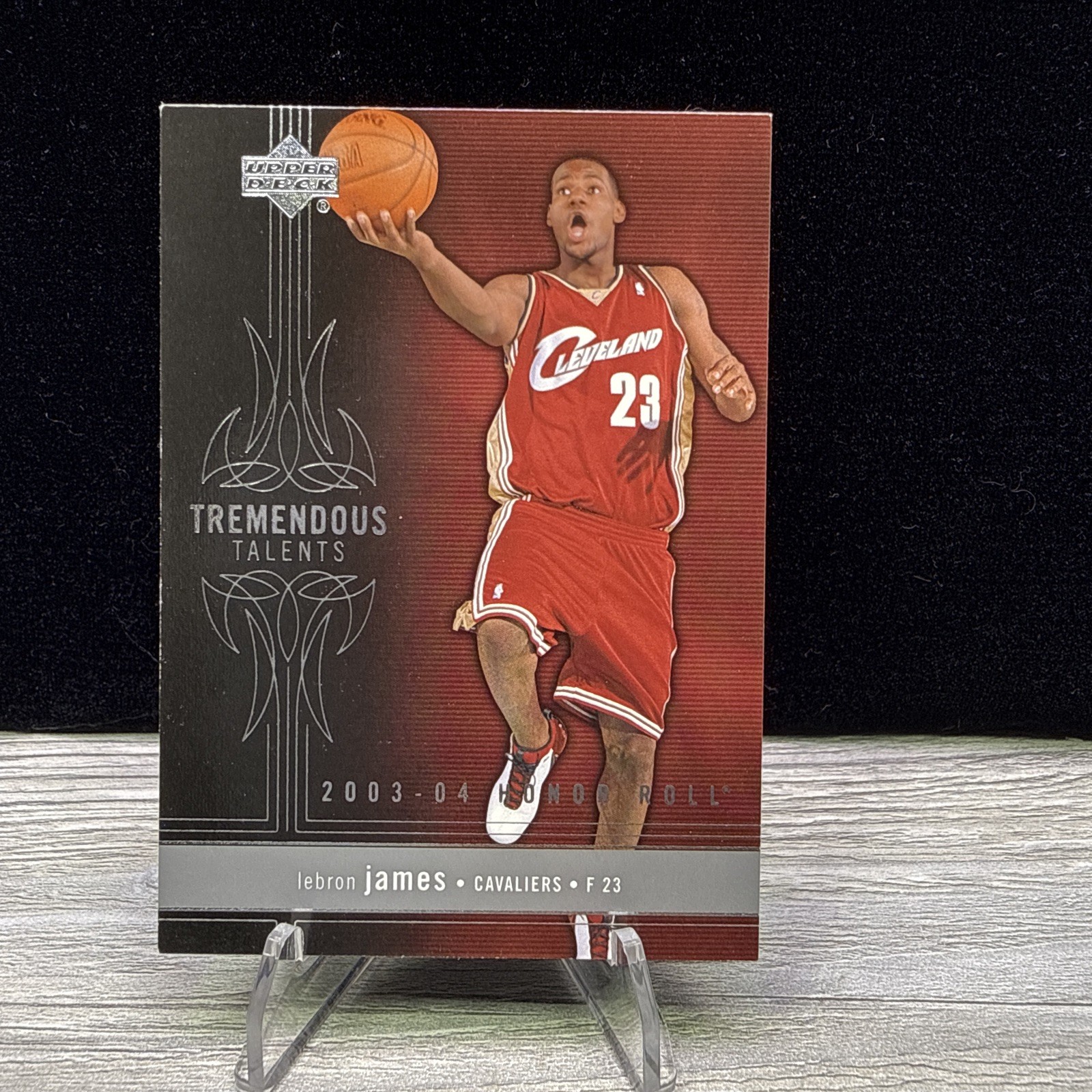 2003-04 Upper Deck Honor Roll Tremendous Talents LeBron James #TT7 Rookie RC