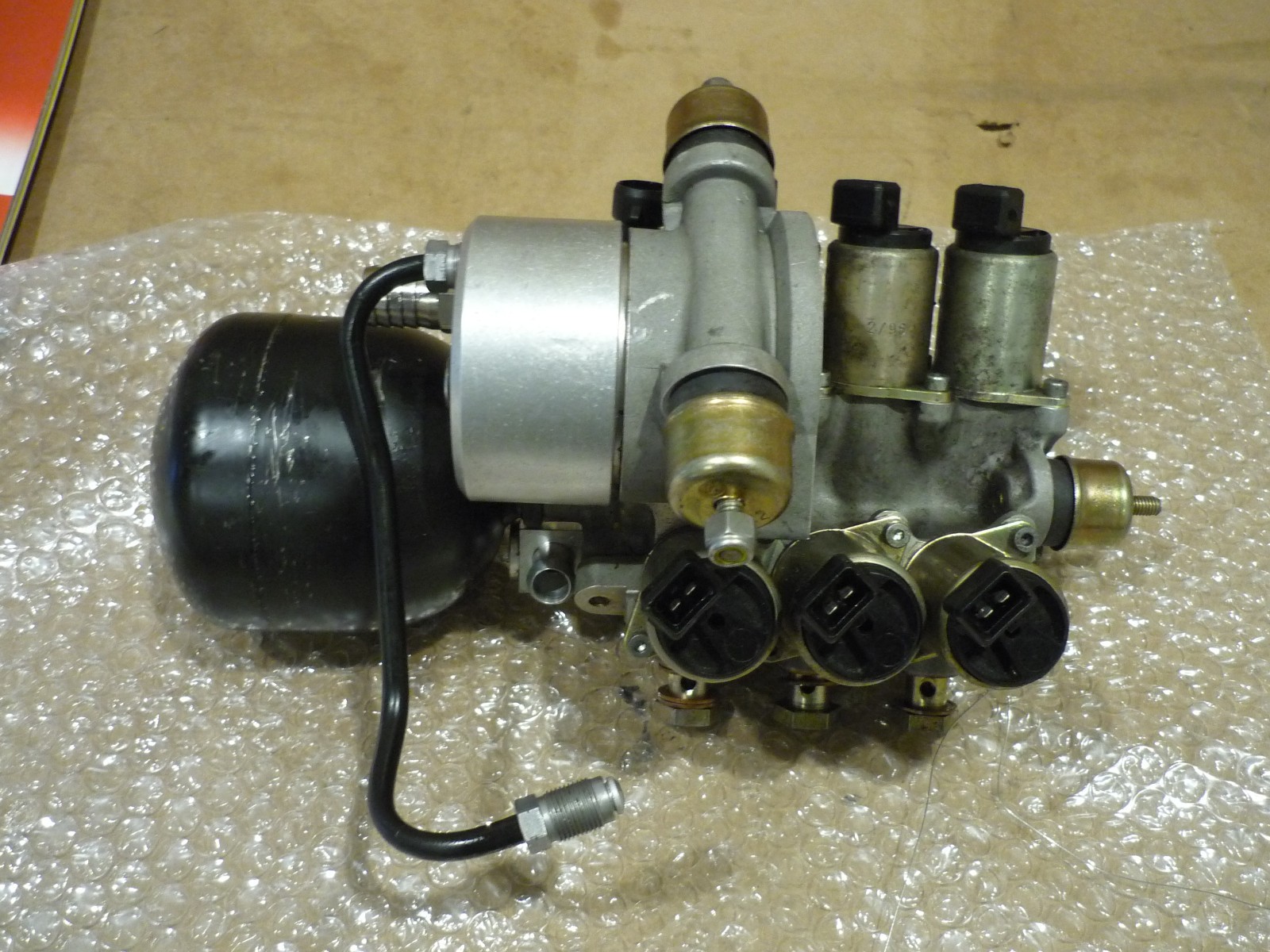 Ferrari  355 5.2 - F1 Transmission Power Unit With Uprated Pump - P/N 177686