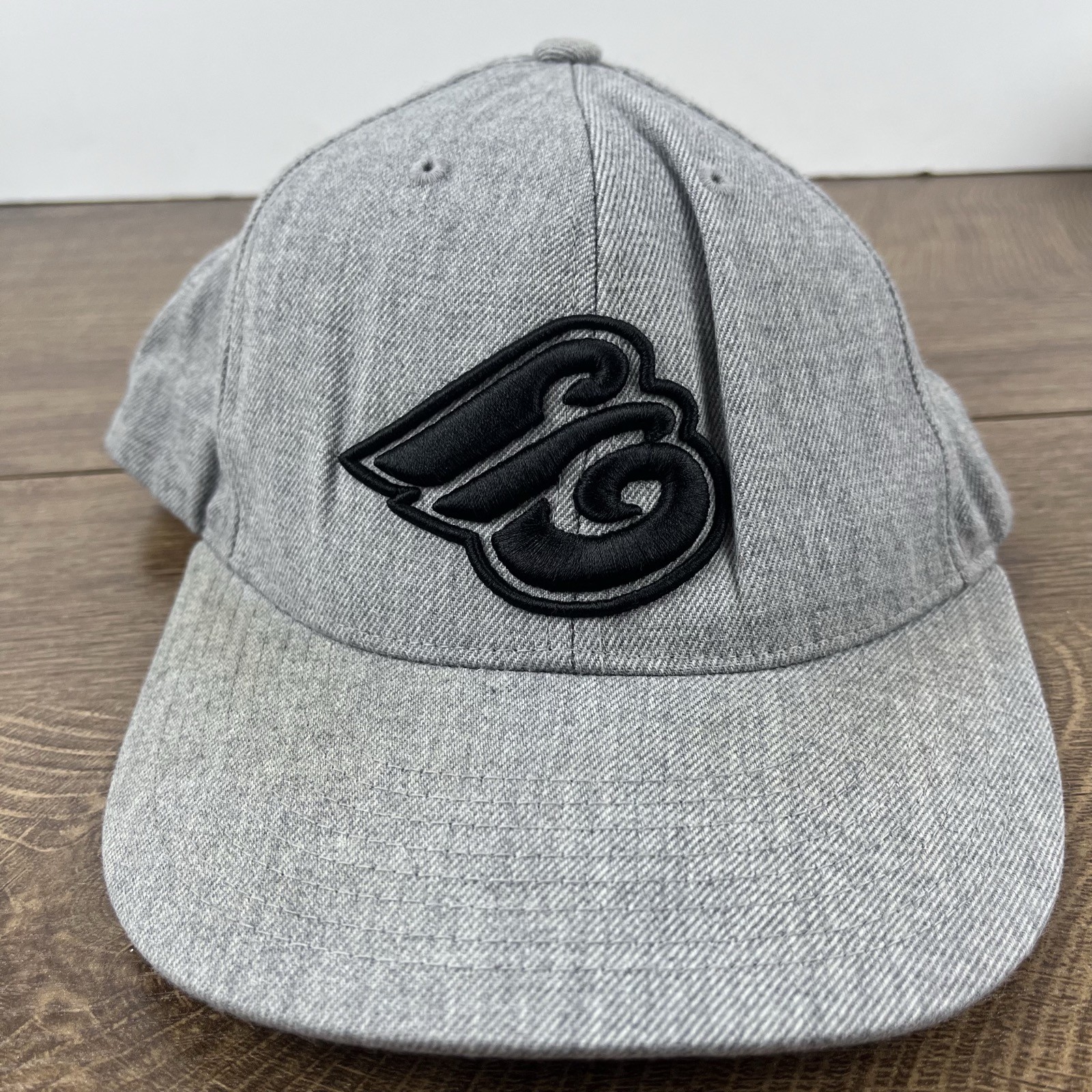 E Gray Snapback Hat Gray Adjustable Hat Adult Fit… - image 5