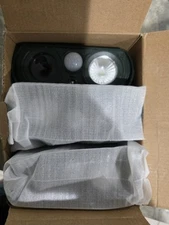 Ultrasonic Solar PIR Sensor w/Flashing LED Light & Sound Animal Rodent Repellent