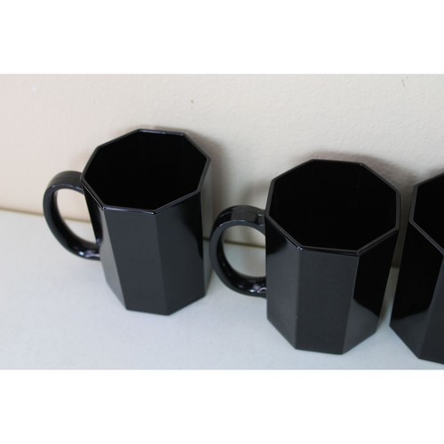4 Arcoroc Black Glass Mugs Vintage Octagonal 91640 UNUSED - Picture 3 of 5