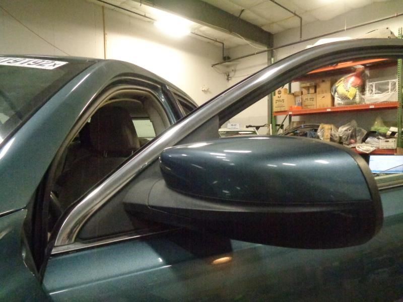 Power Driver Side View Mirror with Puddle Lamp for 2010-2019 Ford Taurus, Part #1828496