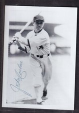 Jocko Conlan Autographed Small 3.5x5 B/W Photo Beckett Authentic COA