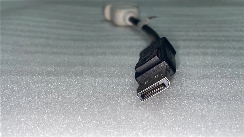 Bizlink BZL-KS10009(B) DisplayPort to DVI Power Cord Cable Converter - Image 4 of 4