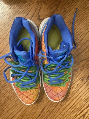 Kyrie 5 SpongeBob SquarePants Pineapple House Used Men s Shoe Size US 9 Nike