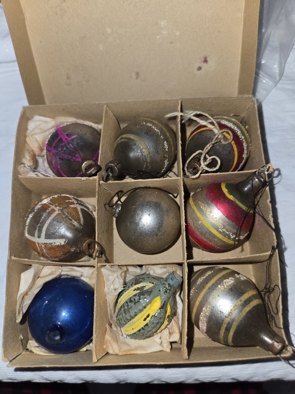 9 Antique German Glass Mini Christmas Tree Ornaments in Pink Blue and Cream Box