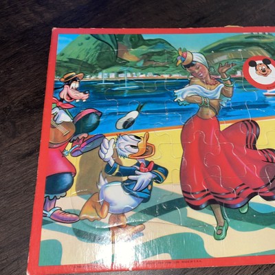 50's or 60's DISNEY MICKEY MOUSE CLUB PUZZLE BY JAYMAR with Donald