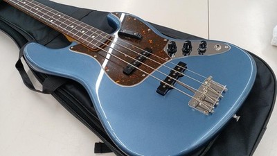 FENDER JAPAN JB62-US Electric Bass Guitar-01