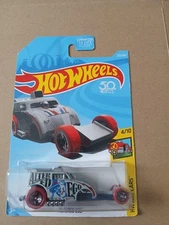NEW HOT WHEELS 2018 SILVER ALTERED EGO #223/365!!!