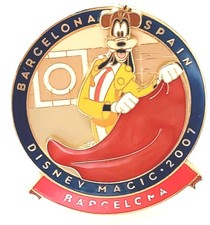 Disney pin Vintage dcl cruise line magic 2007 Barcelona Spain Goofy matador