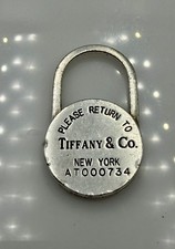 Tiffany  Co. 1999 Sterling Silver Please Return To NY Keychain Padlock Key Ring