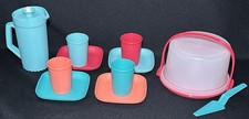 Tupperware Kids Mini Party Play Set Cake Taker, Plates, Pitcher  Tumblers NEW