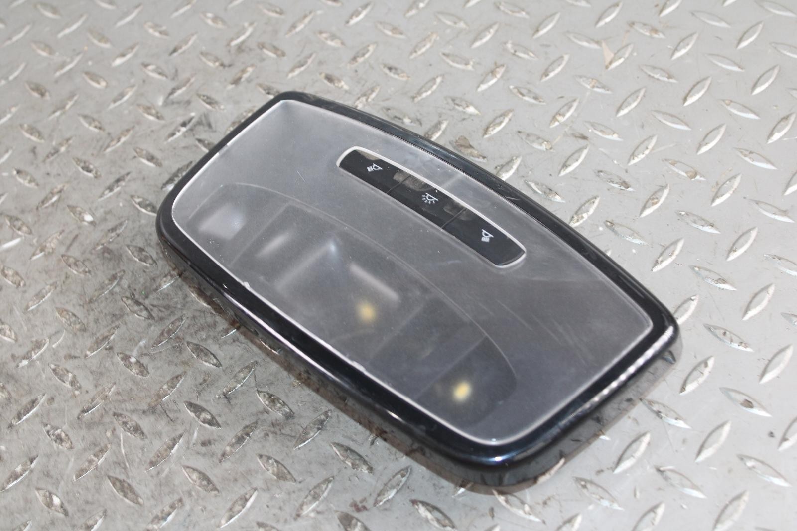 Maserati Ghibli 2017-2021 Rear Dome light