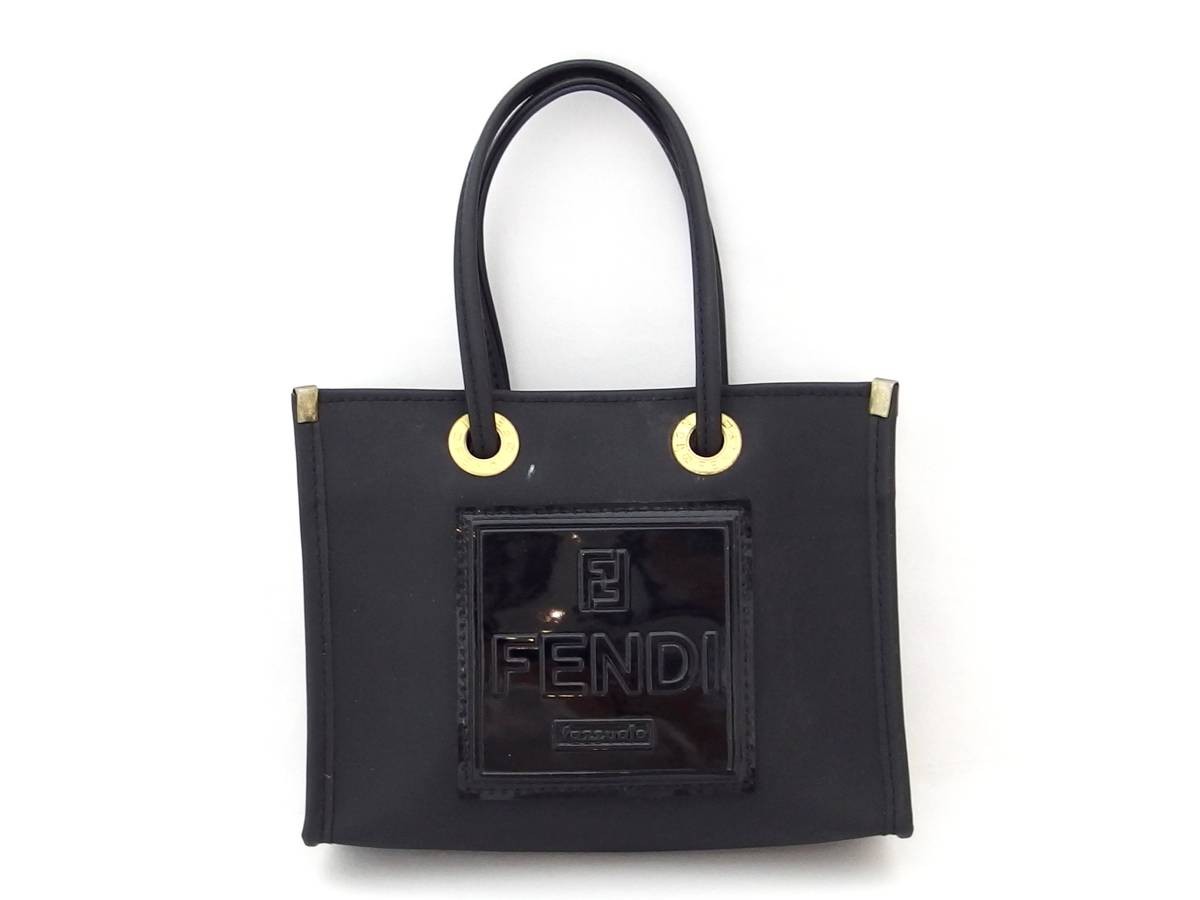 RARE FENDI Fazzuolo Black Enamel Mini Pouch B5282