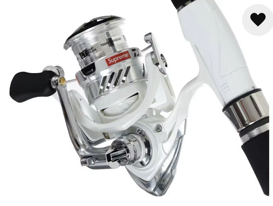 Supreme® Daiwa DV1 Fishing Rod and Reel SS23 - Image 2 of 4