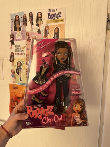 BRATZ SASHA STEP OUT GIG ITALIAN VARIANT RARE NEW NRFB DOLL 2005 BARBIE MGA 00’s - Bild 1 von 11