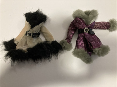 Wintertime Collection  Bratz Girlz Doll Lot of 2 coat jacket