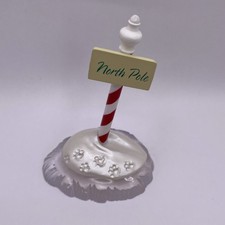 Vtg 1994 Merry Miniatures North Pole Sign Paw Prints In Snow Candy Stripe Pole