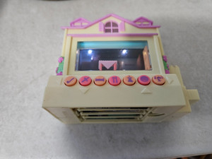 MATTEL PIXEL CHIX 2005 YELLOW HOUSE NOT WORKING