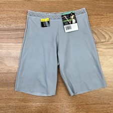 Vassarette Invisibly Smooth Slip Short Women's Size 5 Feather Grey NEW