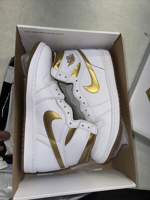 Women's Jordan 1 Retro High OG White/Metallic Gold (FD2596 107