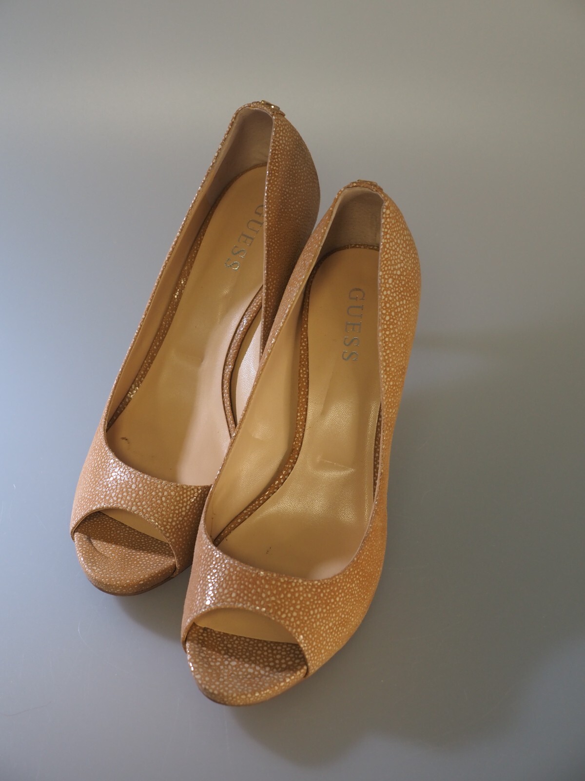 Guess Peep Toe Stilettos Size 7 EU 40 Nude Pre-Owned