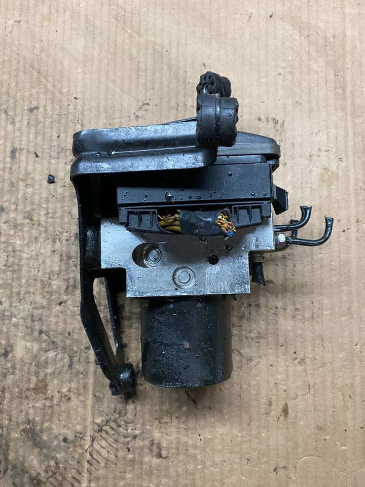 BMW X5 E70 2007 a 2010 módulo de bomba de freno antibloqueo ABS OEM A6909 DG1 Foto 3 de 4