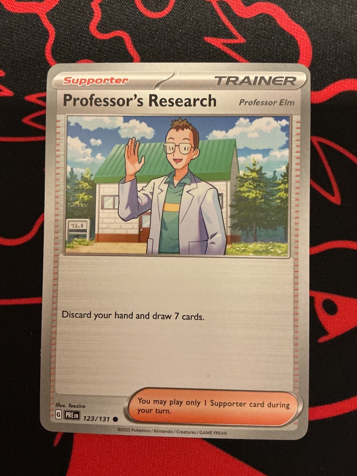 Professor's Research [Professor Elm] 123/131 Prismatic Evolutions Pokemon LP