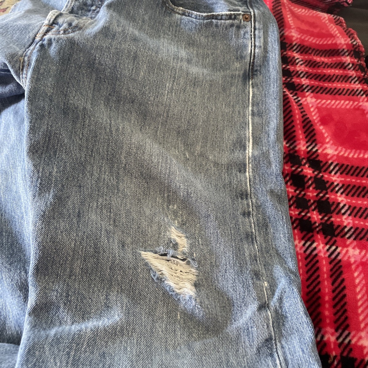 Levi's 501 Men's Jeans 32 X 29 View 3