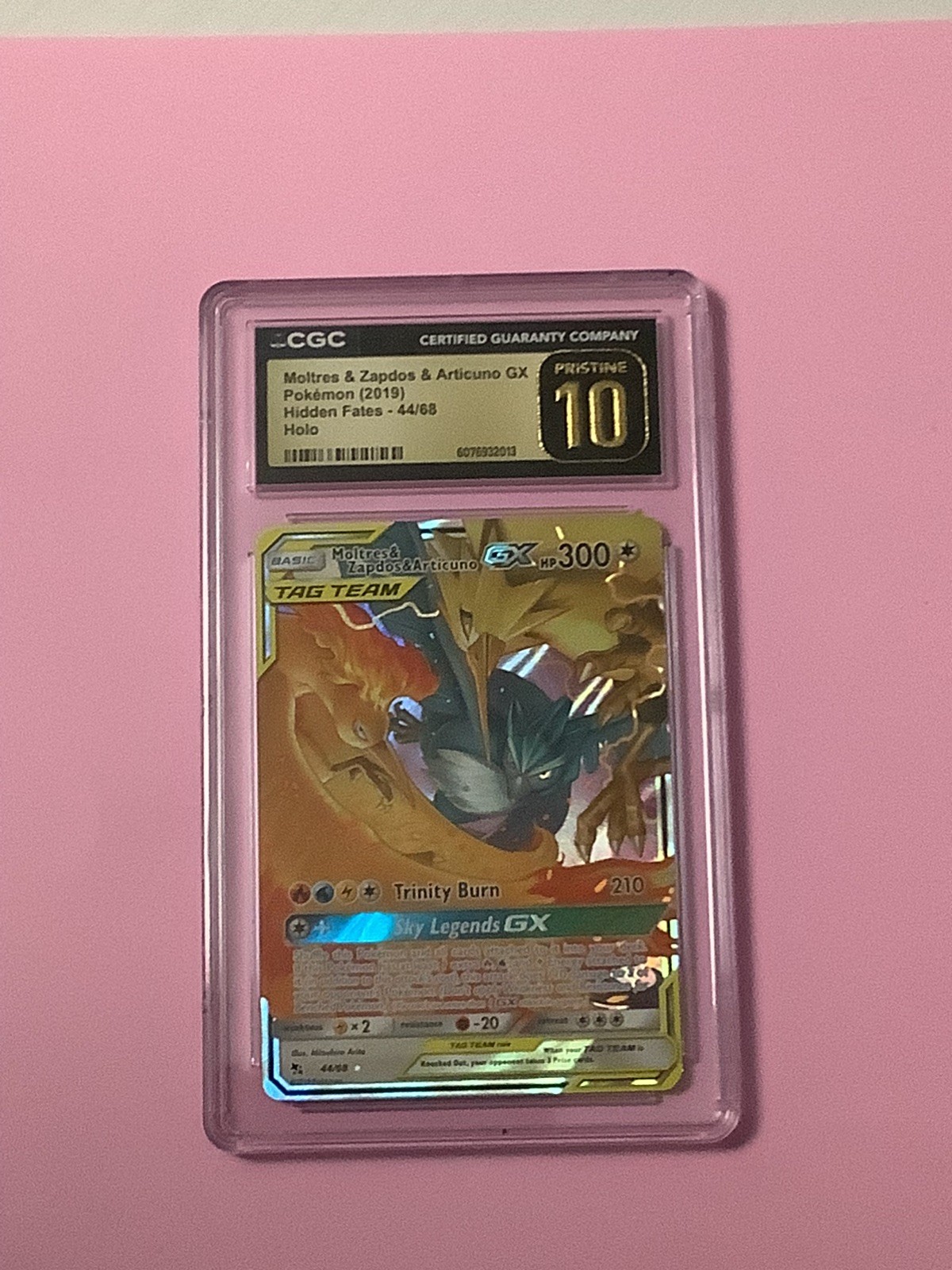 CGC 10 PRISTINE Moltres & Zapdos & Articuno GX Hidden Fates 44/68 Pokemon Card