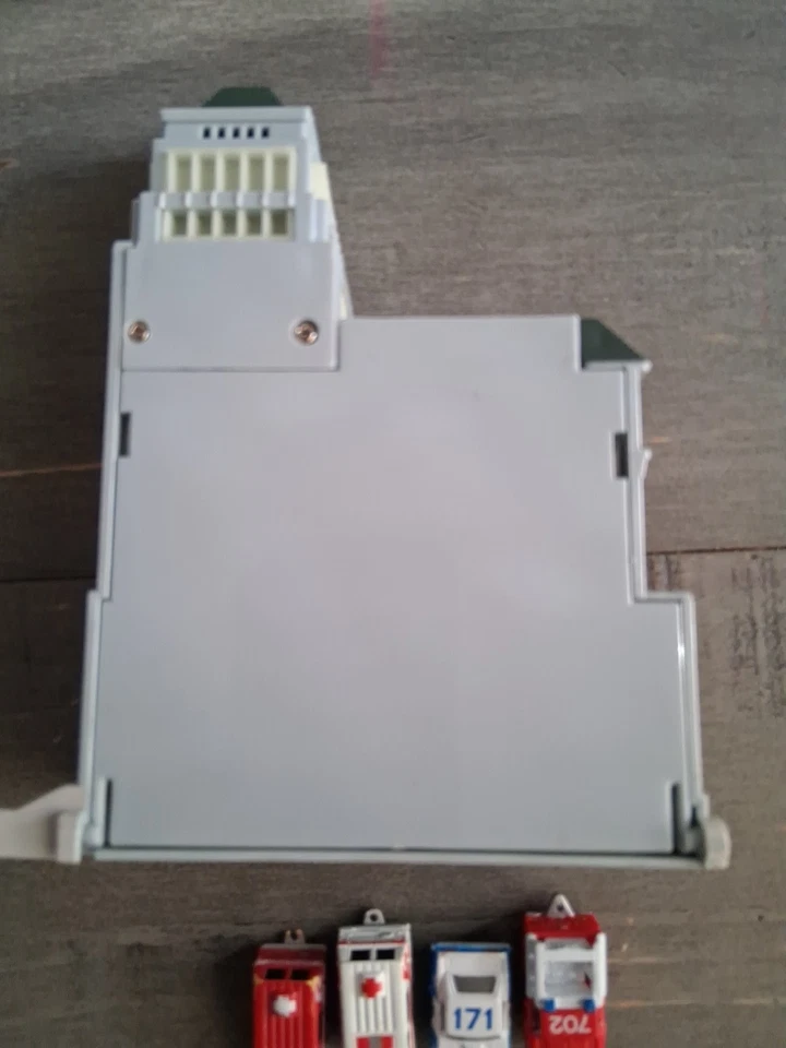 Lote Micro Máquina Galoob Vintage Años 80. Comisaría y 4 vehículos de rescate Foto 3 de 4