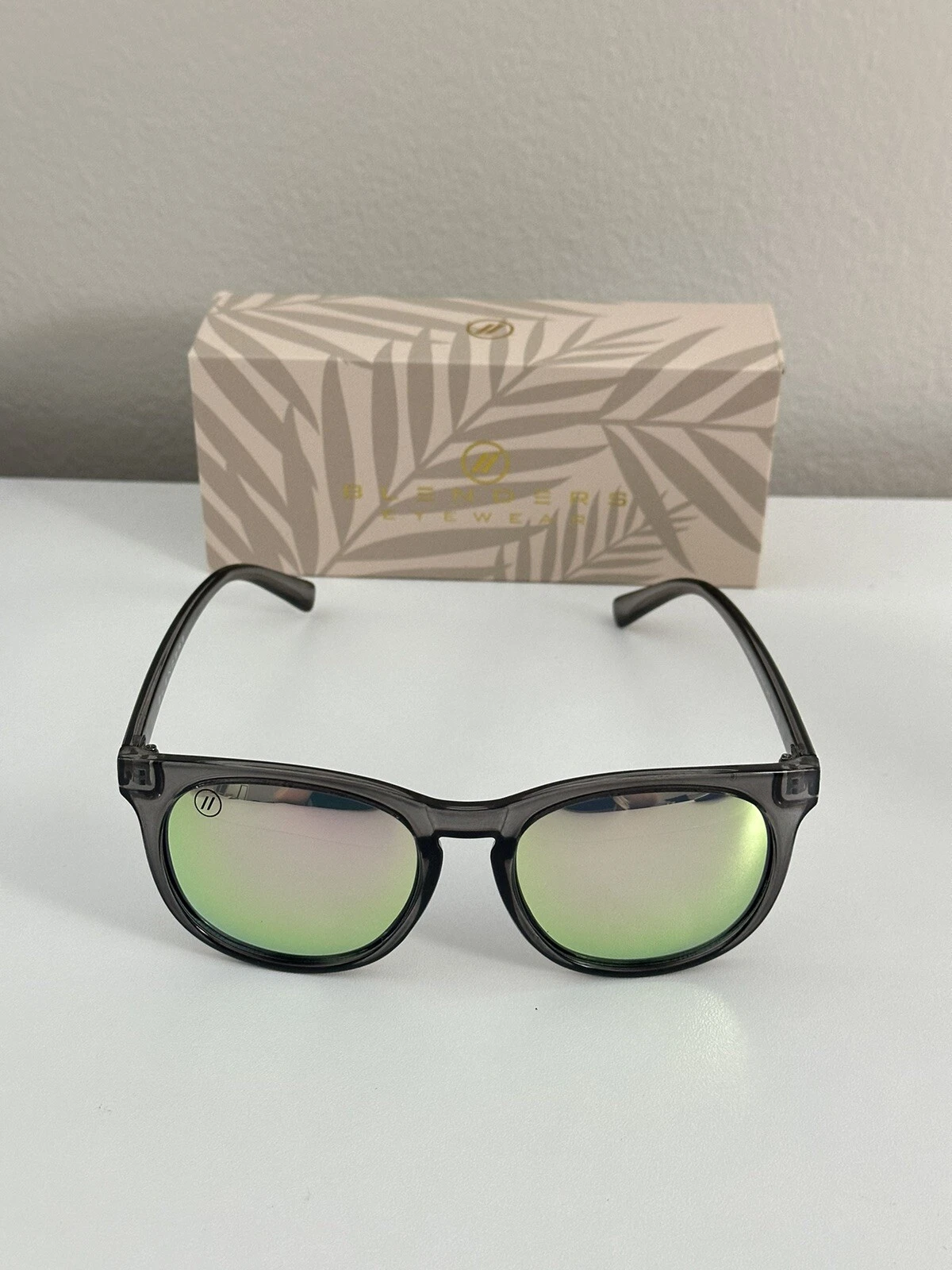 Blenders Eyewear   Sunglasses   Brand New!!