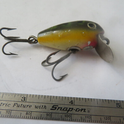 FISHING LURE SHAKESPEARE 1¾