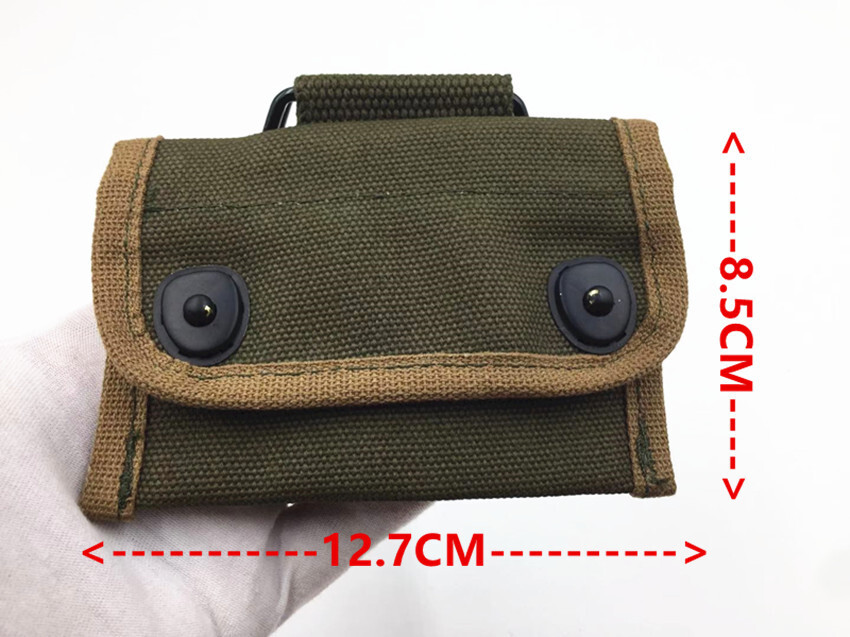 WW2 KOREAN WAR US ARMY GREEN FIRST AID POUCH WITH HOOK COMPASS BAG
