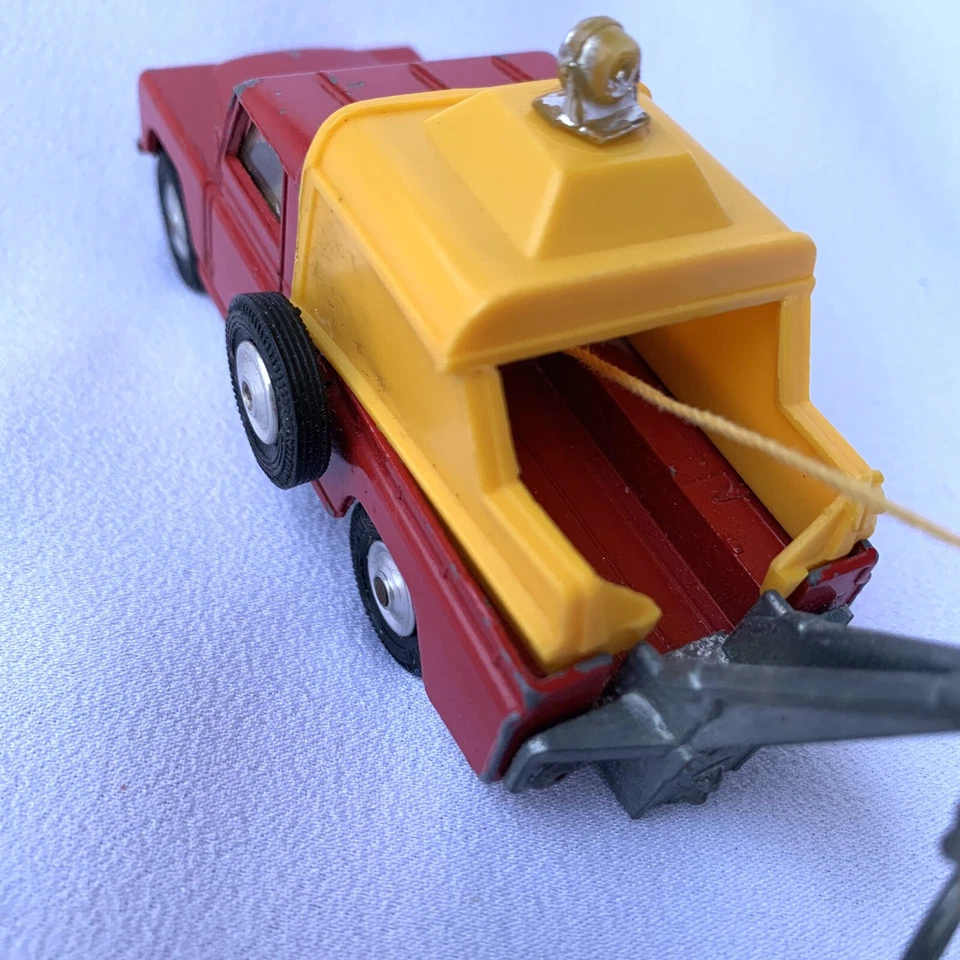 Corgi Toys 477 Red Land Rover 109 WB Breakdown Service Tow Truck Great Britain - Image 3 of 4