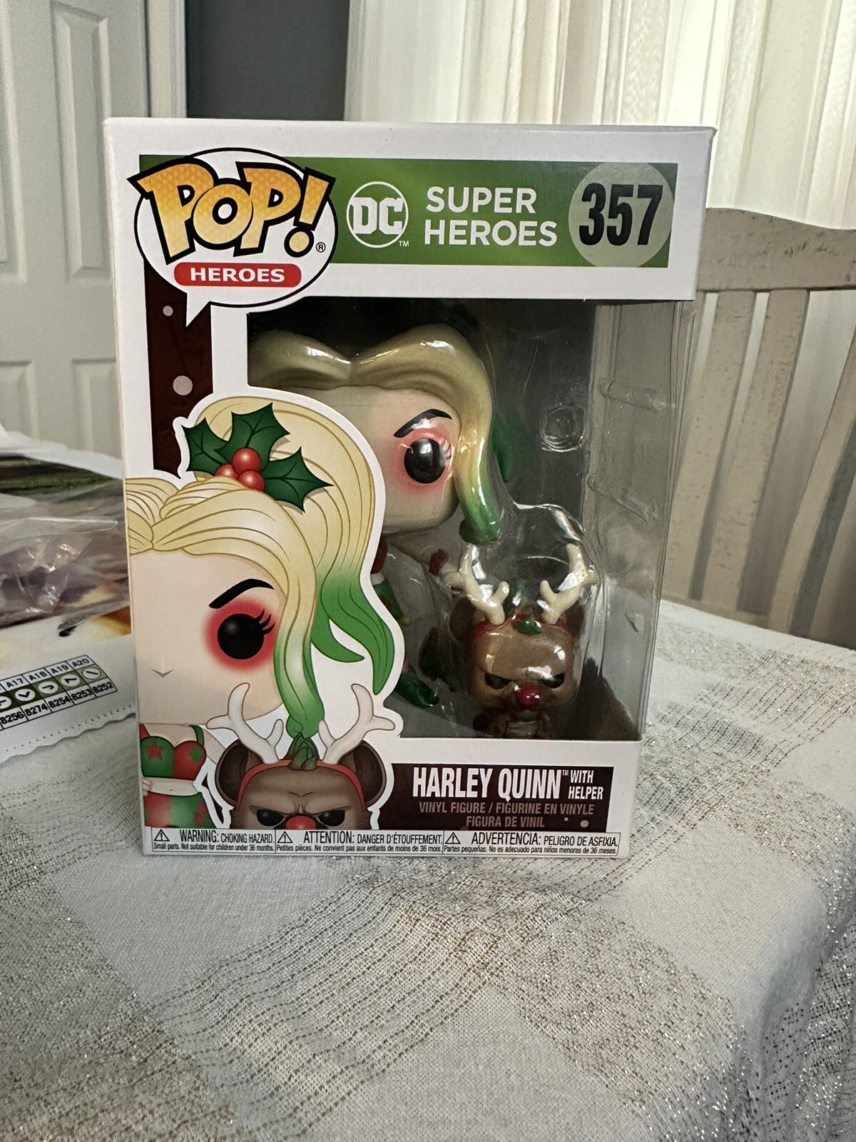 Funko Pop! Vinilo: Dc Comics - Harley Quinn Con Ayudante #357