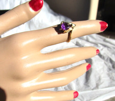 Vintage 10k yellow gold amethyst diamond ring size 6 purple pear cut 2.4 gr